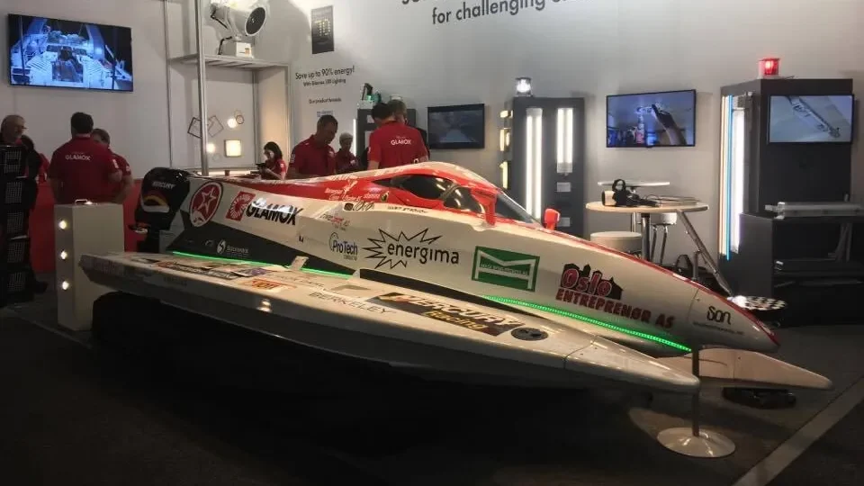 Strømøy Racing at Nor-shipping with Glamox